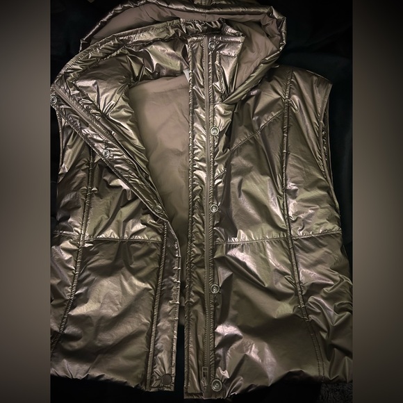 Daily Practice by Anthropologie
Metallic Puffer Vest - Picture 8 of 8